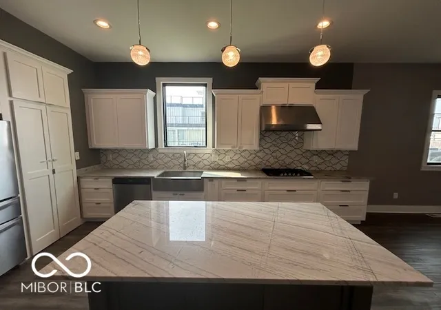 Photo 4 of Single family home for sale at 1810 Bellefontaine St, Indianapolis, IN 46202 | MLS# 22061352 | Listing updated on 2026-09-23