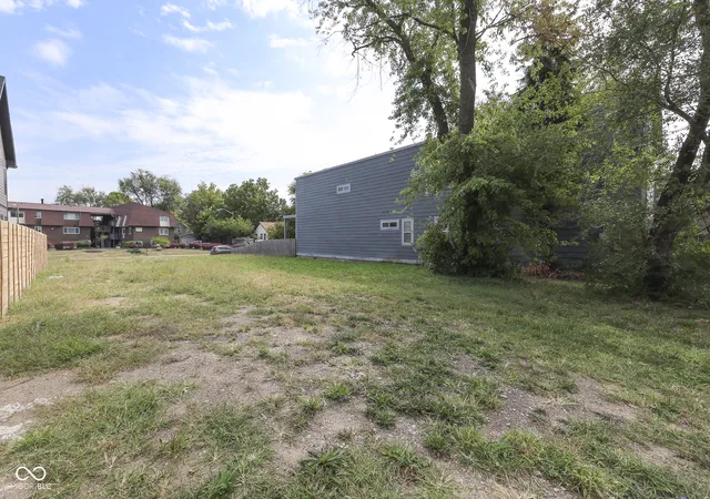 17th image of 1033 Hosbrook St, Indianapolis, IN 46203 | MLS# 22061516