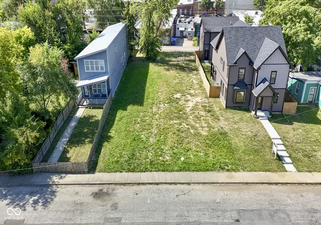 1st image of 1033 Hosbrook St, Indianapolis, IN 46203 | MLS# 22061516