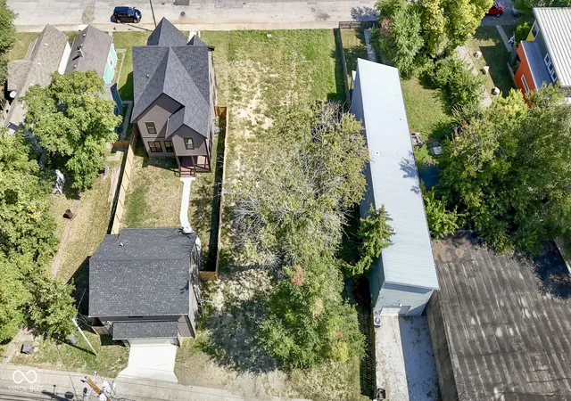 3rd image of 1033 Hosbrook St, Indianapolis, IN 46203 | MLS# 22061516