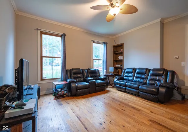 4th image of 301 National Ave, Indianapolis, IN 46227 | MLS# 22061663