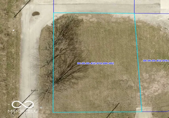 1st image of 200 Maple Ave, Terre Haute, IN 47804 | MLS# 22061782
