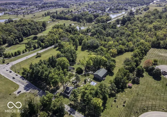 4th image of 10919 E 56Th St, Indianapolis, IN 46235 | MLS# 22062385