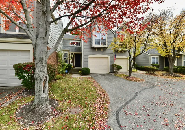 1st image of 9411 Wimbledon Ct N, Indianapolis, IN 46250 | MLS# 22062757