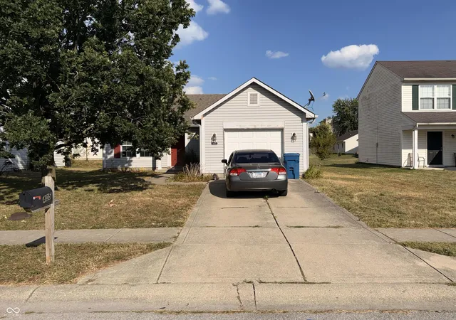 19th image of 405 Venus Dr, Indianapolis, IN 46241 | MLS# 22063198