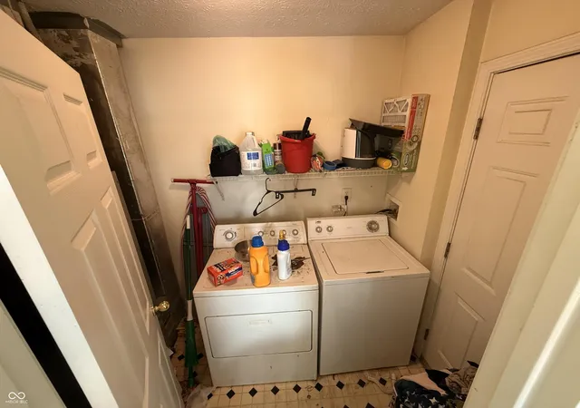 1st image of 405 Venus Dr, Indianapolis, IN 46241 | MLS# 22063198