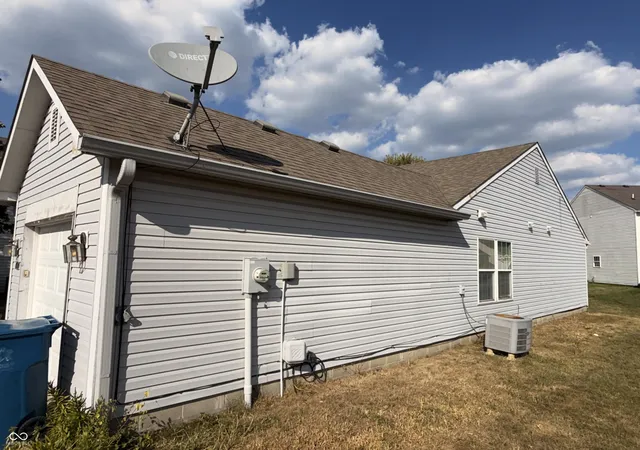 4th image of 405 Venus Dr, Indianapolis, IN 46241 | MLS# 22063198