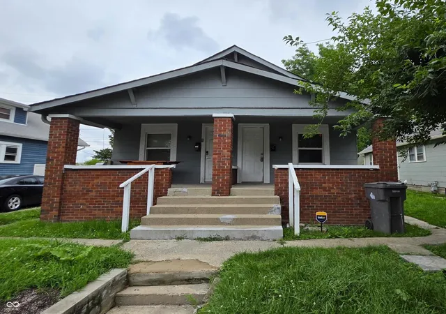 1st image of 833 N Gladstone Ave, Indianapolis, IN 46201 | MLS# 22063916