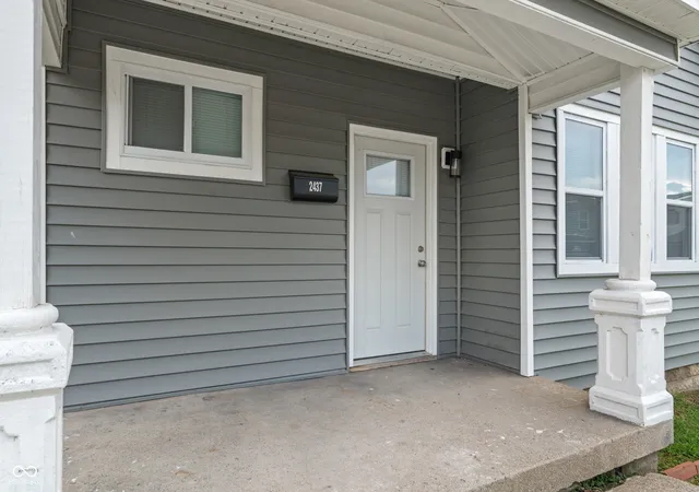4th image of 2437 Coyner Ave, Indianapolis, IN 46218 | MLS# 22064573