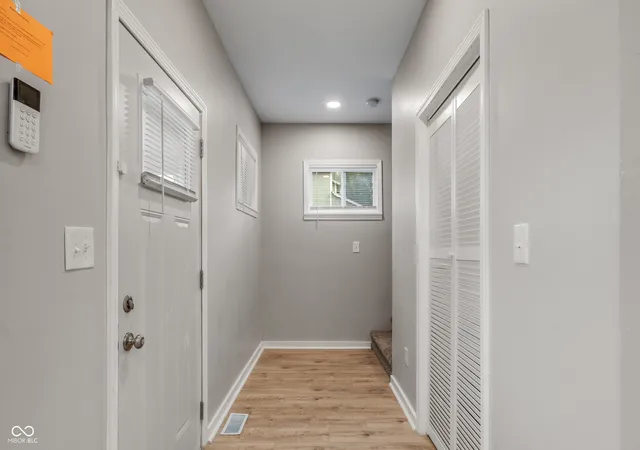 5th image of 2437 Coyner Ave, Indianapolis, IN 46218 | MLS# 22064573