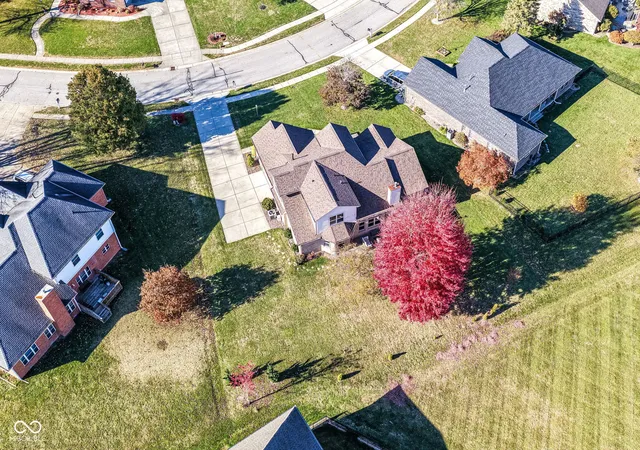 Homes for sale in Fortville, IN | 527 Peach Blossom Dr, Fortville, IN 46040 | MLS# 22064670