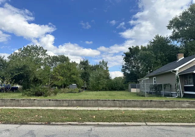 Photo 1 of Residential Lot at 1123 N Belmont Ave, Indianapolis, IN 46222 | MLS# 22064891 | | Sold on 2025-10-28