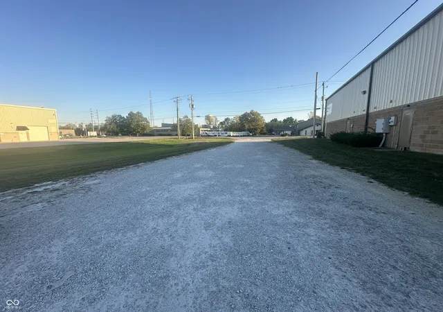 4th image of 980 Andico Rd, Plainfield, IN 46168 | MLS# 22066653