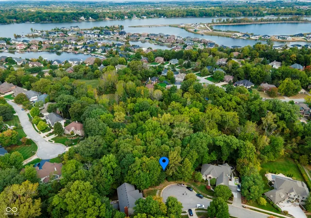 1st image of 13562 Creekridge Ln, Fishers, IN 46055 | MLS# 22066788