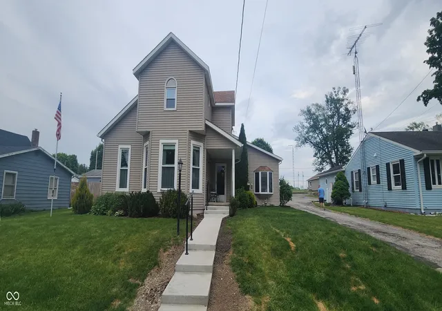 4th image of 311 Chambers St, Veedersburg, IN 47987 | MLS# 22067249