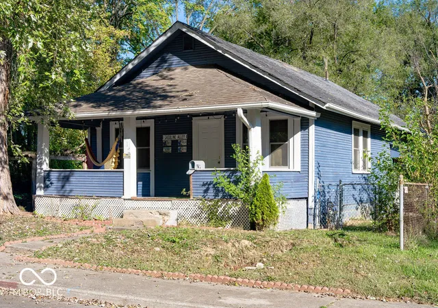 2nd image of 1612 Hst W 10th St, Anderson, IN 46016 | MLS# 22067695