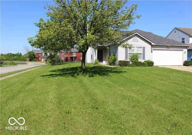 Photo 1 of Single family home for sale at 3652 Lacebark Dr, Indianapolis, IN 46235 | MLS# 22067794 | Listing updated on 2026-09-22