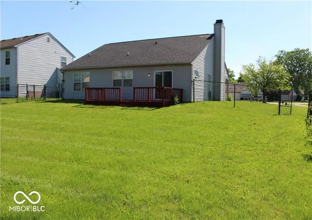 Photo 4 of Single family home for sale at 3652 Lacebark Dr, Indianapolis, IN 46235 | MLS# 22067794 | Listing updated on 2026-09-22