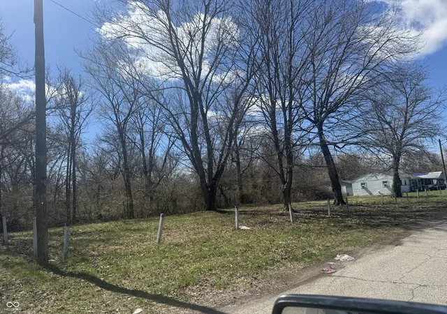 Land for sale at 3127 E Bradbury Ave, Indianapolis, IN 46203 | MLS# 22067858