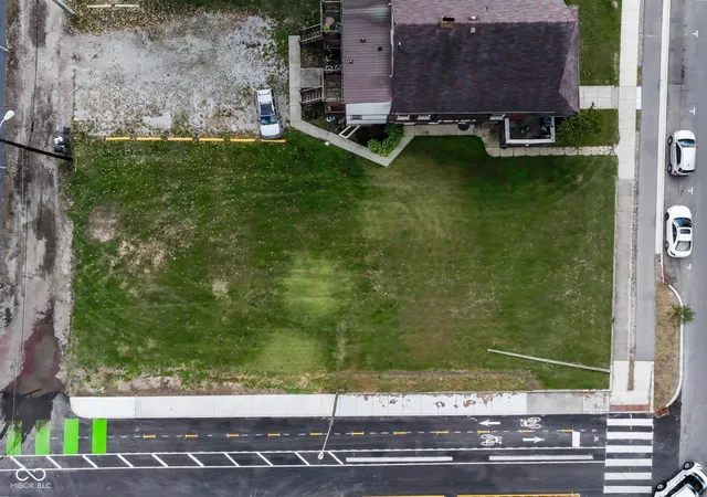 3rd image of 2181 N Capitol Ave, Indianapolis, IN 46202 | MLS# 22068132
