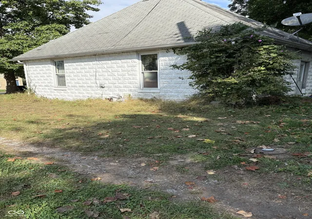 Homes for sale in Brownstown, IN | 209 S Block Clark St, Brownstown, IN 47220 | MLS# 22068366