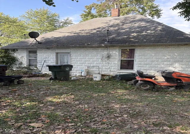 Homes for sale in Brownstown, IN | 209 S Block Clark St, Brownstown, IN 47220 | MLS# 22068366