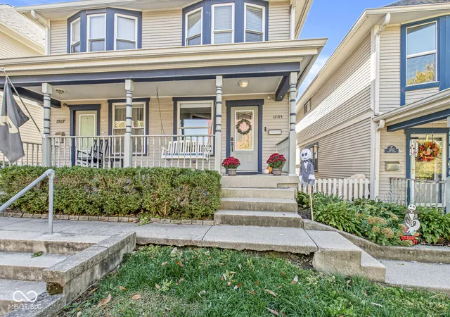 3rd image of 1205 Sturm Ave, Indianapolis, IN 46202 | MLS# 22068507