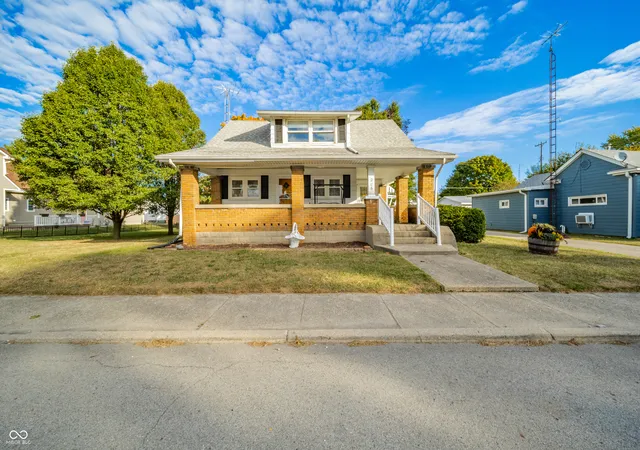 2nd image of 206 W Main St, Sulphur Springs, IN 47388 | MLS# 22068788