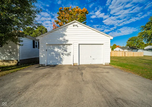 35th image of 206 W Main St, Sulphur Springs, IN 47388 | MLS# 22068788