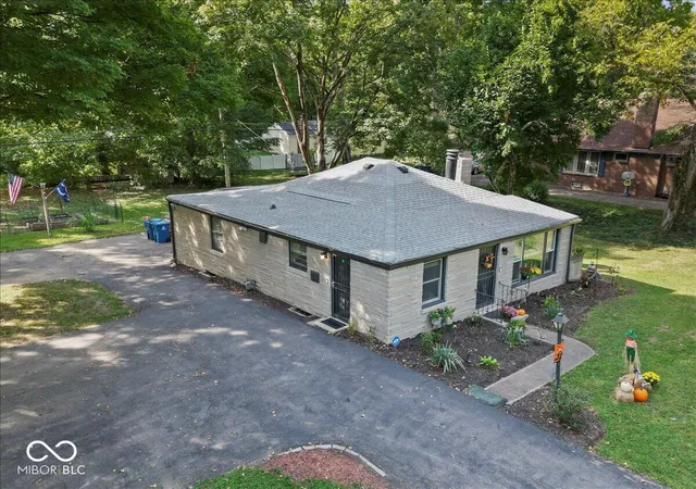 Photo 3 of Single family home for sale at 2025 E 80th Street, Indianapolis, IN 46240 | MLS# 22069118 | Listing updated on 2026-08-17