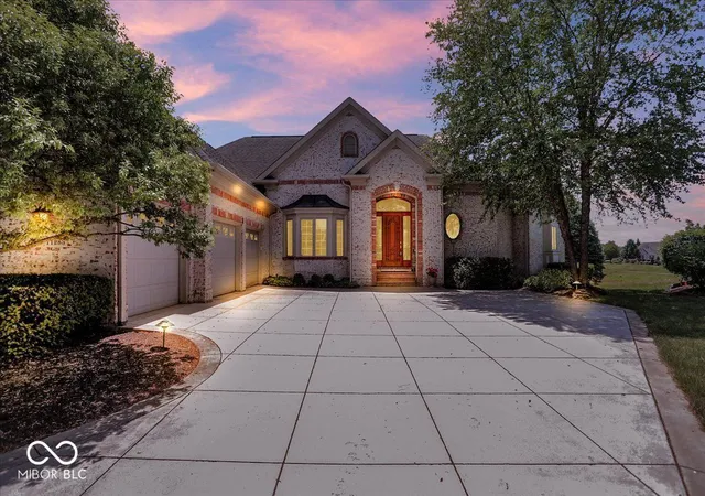 1st image of 11283 Park Meadows Ct, Noblesville, IN 46060 | MLS# 22070167
