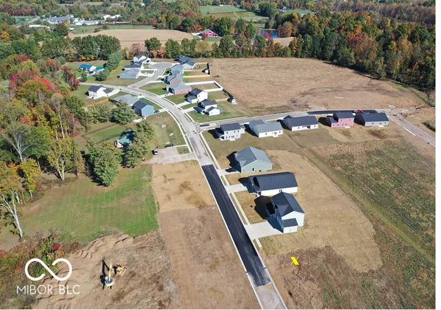 Photo 1 of Sale Pending at 716 White Oak Rd, Spencer, IN 47460 | MLS# 22070431 | Listing updated on 2026-08-25