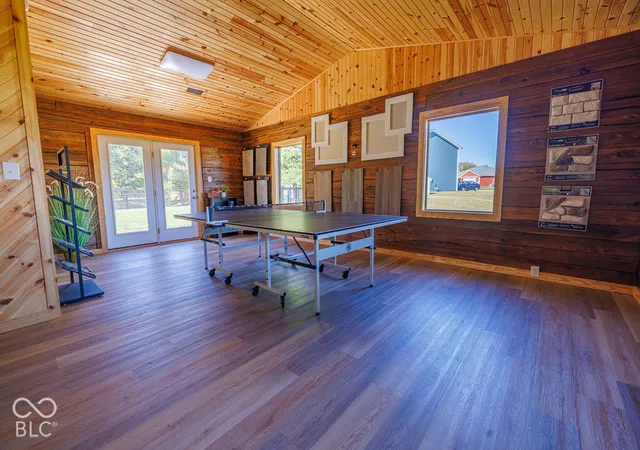 Photo 33 of Single family home for sale at 710 White Oak Rd, Spencer, IN 47460 | MLS# 22070743 | Listing updated on 2026-10-27