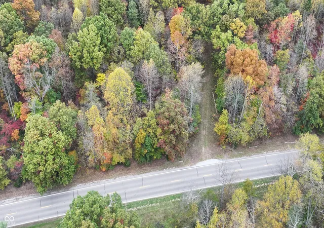 Photo 3 of Sale Pending at 2 E State Rd 58, Bloomfield, IN 47424 | MLS# 22070924 | Listing updated on 2026-09-30