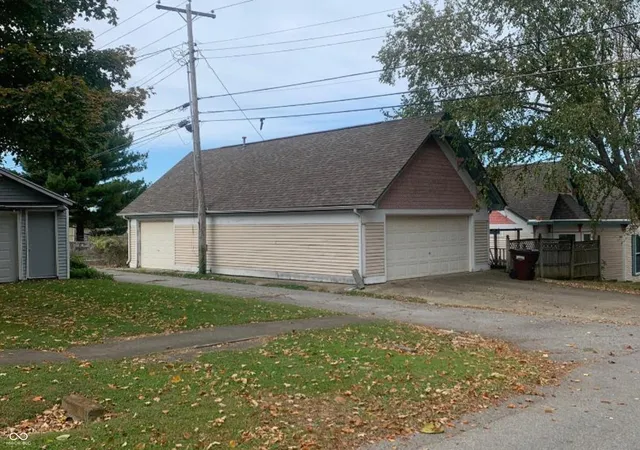 Homes for sale in North Vernon, IN | 123 S Jennings St, North Vernon, IN 47265 | MLS# 22070937