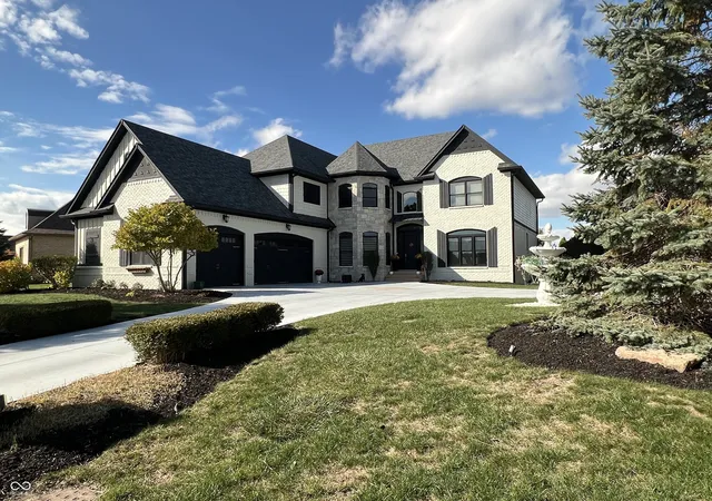 2nd image of 6668 Silver Creek Dr, Indianapolis, IN 46259 | MLS# 22070948