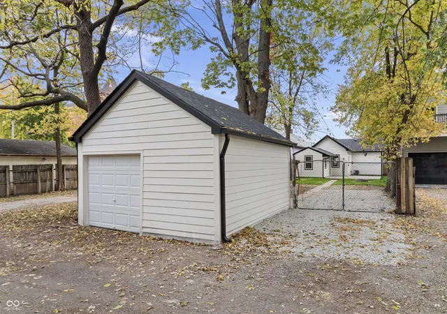 Homes for sale in Indianapolis, IN | 1314 Laurel St, Indianapolis, IN 46203 | MLS# 22071001