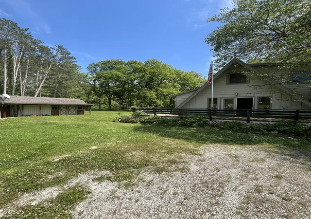 Photo 3 of Single family home for sale at 4007 E State Rd 46, Nashville, IN 47448 | MLS# 22071495 | Listing updated on 2026-09-16