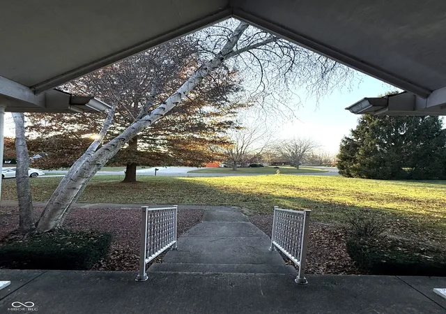 2nd image of 97 N Sugar Cliff Dr, Crawfordsville, IN 47933 | MLS# 22071546