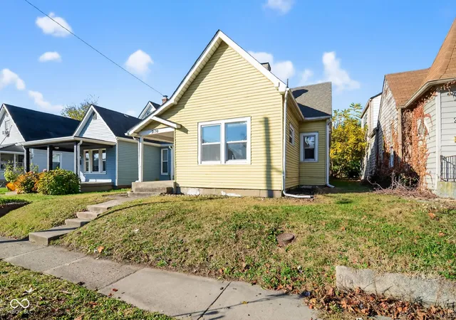 4th image of 2130 Singleton St, Indianapolis, IN 46203 | MLS# 22071830