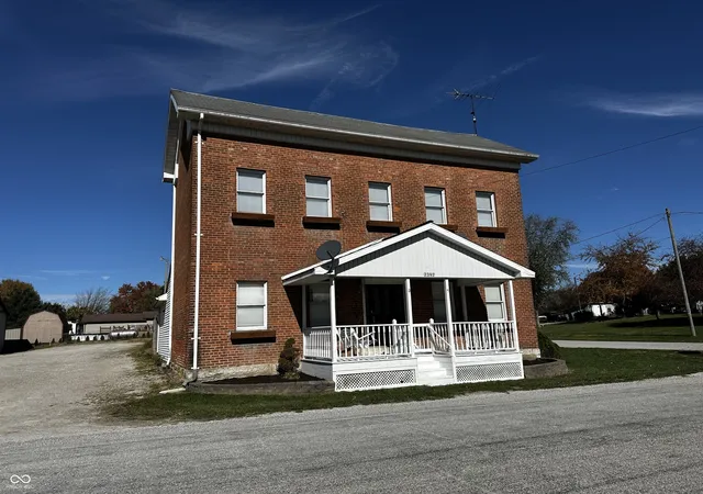 Photo 4 of Sale Pending at 2392 E County Rd 820 S, Greensburg, IN 47240 | MLS# 22071869 | Listing updated on 2026-09-18