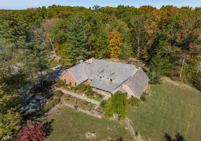 4th image of 2034 Dubois Rd, Spencer, IN 47460 | MLS# 22072632