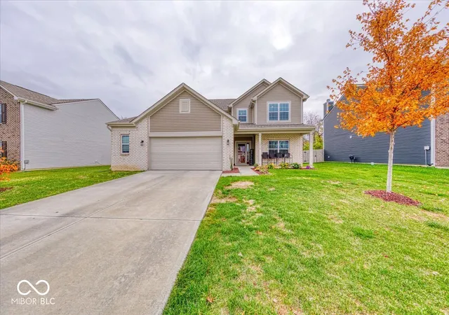 Homes for sale in Indianapolis, IN | 10119 Caprock Canyon Dr, Indianapolis, IN 46229 | MLS# 22073345