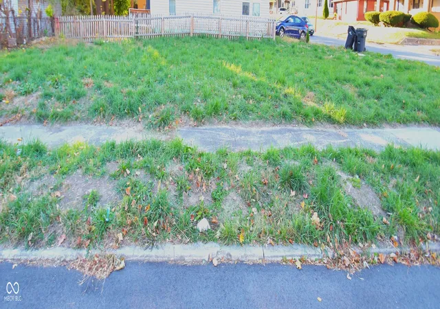 Photo 3 of Land for sale at 1209 Locust St, Anderson, IN 46016 | MLS# 22073446 | Listing updated on 2026-05-11