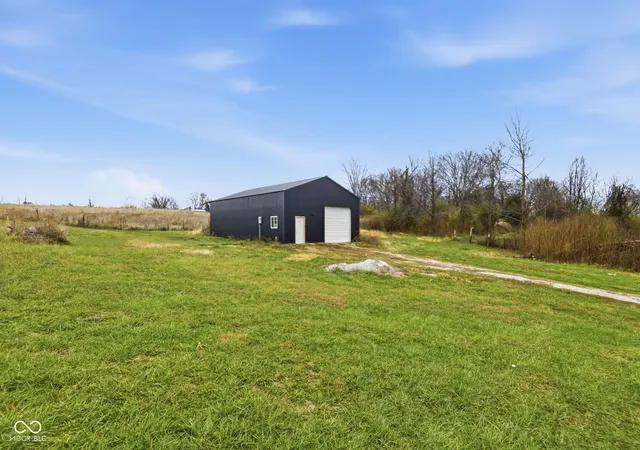 Homes for sale in Greencastle, IN | 6192 S County Road 550 E, Greencastle, IN 46135 | MLS# 22073606