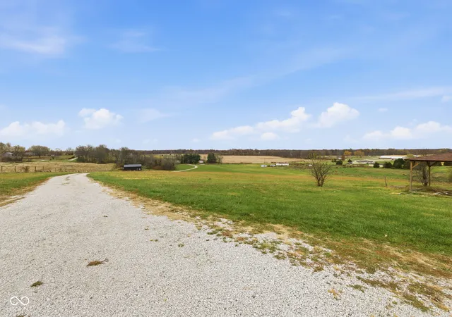 Homes for sale in Greencastle, IN | 6192 S County Road 550 E, Greencastle, IN 46135 | MLS# 22073606