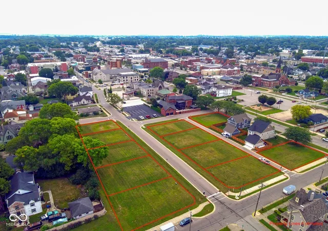 9th image of 154 W Franklin St, Shelbyville, IN 46176 | MLS# 22074371