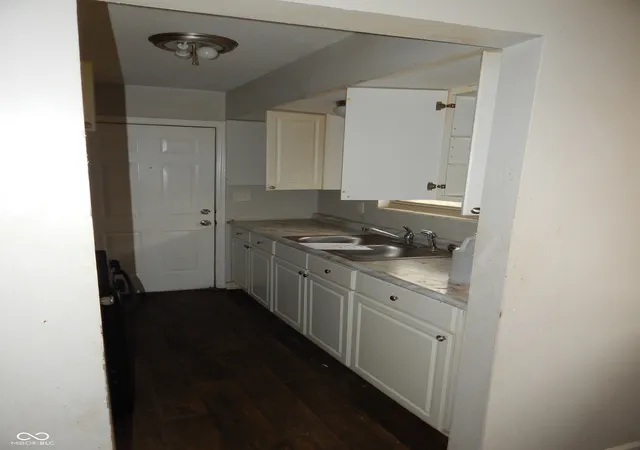 Photo 4 of Sale Pending at 2716 Baltimore Ave, Indianapolis, IN 46218 | MLS# 22074526 | Listing updated on 2026-10-30