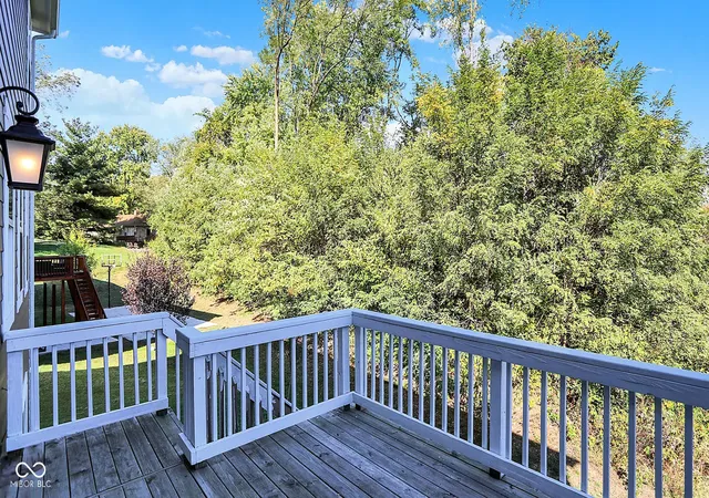 5th image of 4946 Harris Pl N, Greenwood, IN 46142 | MLS# 22074536