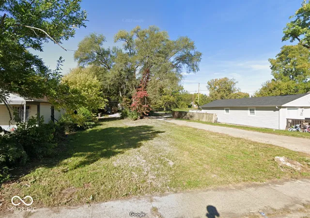 1st image of 572 Lynn St, Indianapolis, IN 46222 | MLS# 22074727